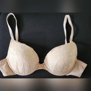 Lily of France 34B Bra Nude